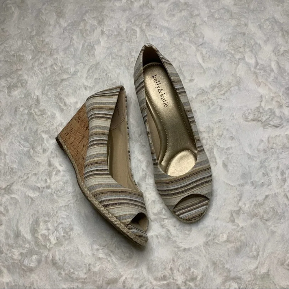 KELLY & KATIE open toe striped canvas slip on wedge tan,brown,navy shoes size 8